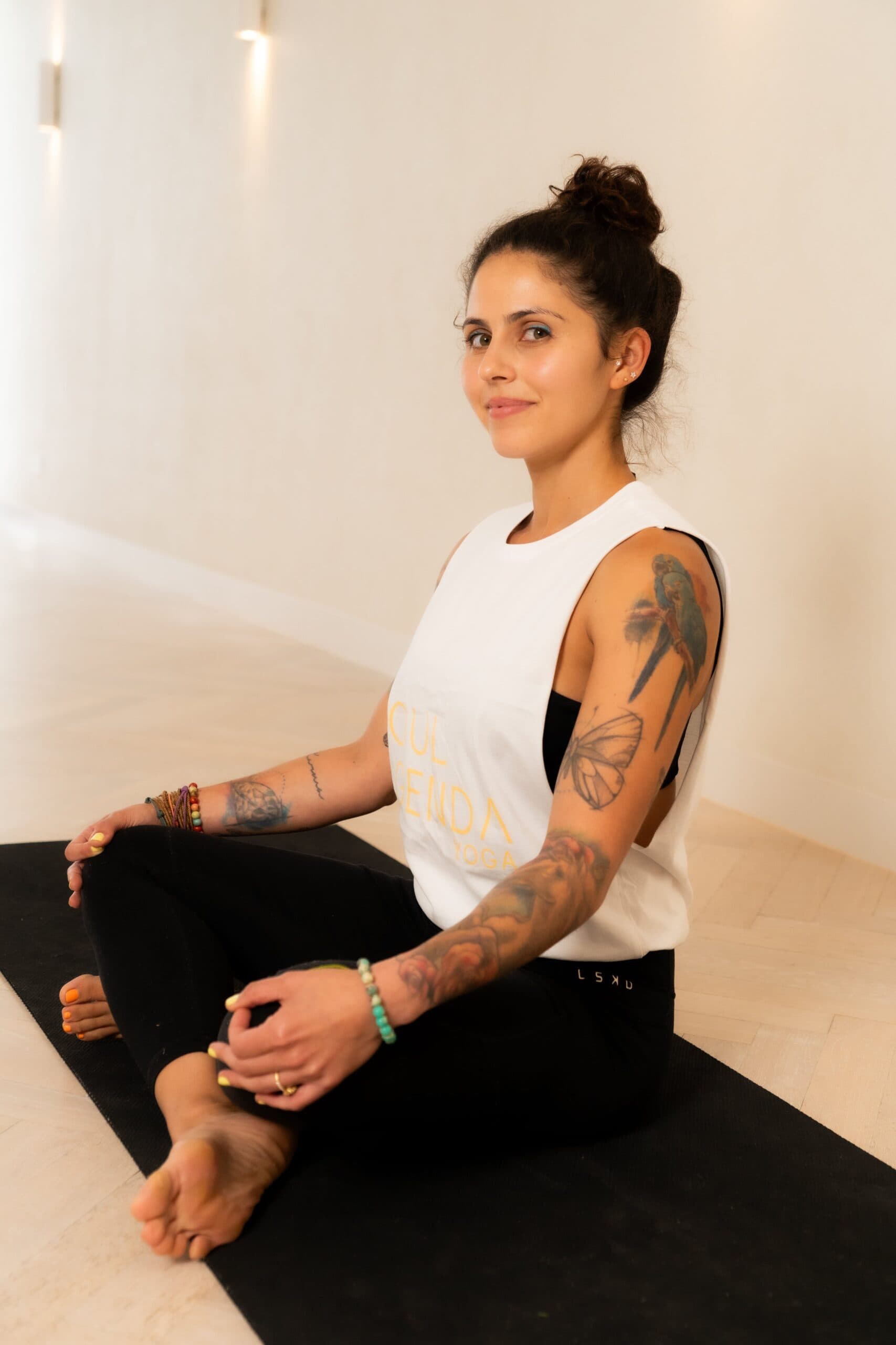 Glow Flow - Yoga + Pilates Masterclass w/ Bruna