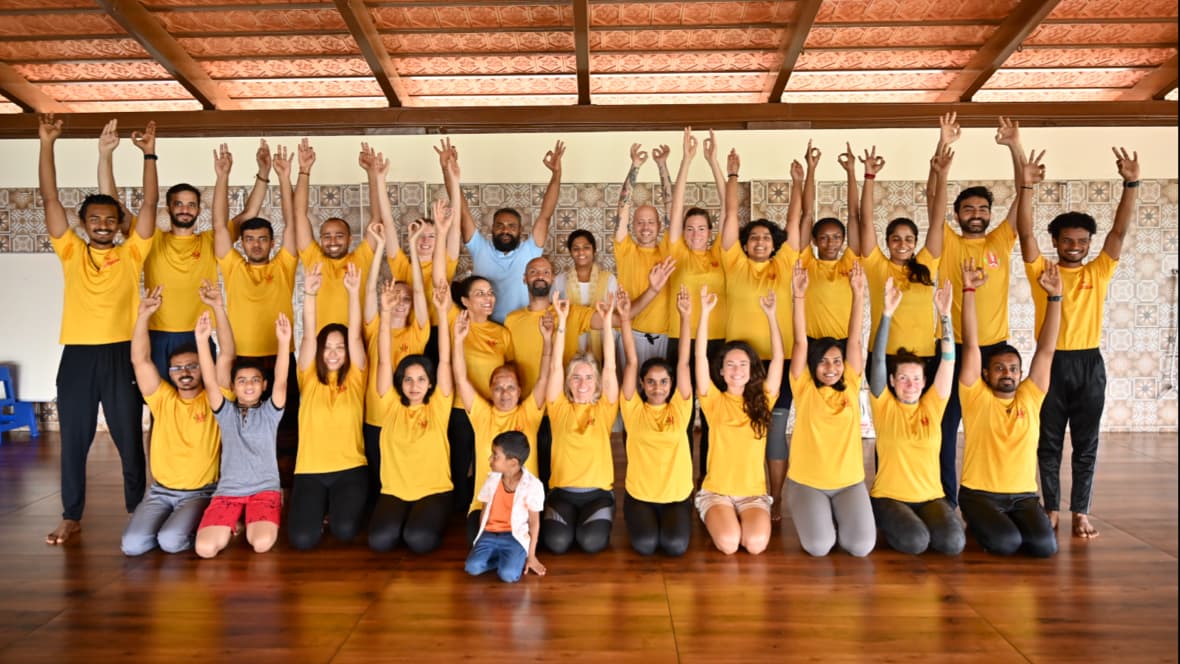 Yogadarshanam -Yoga Ashrama