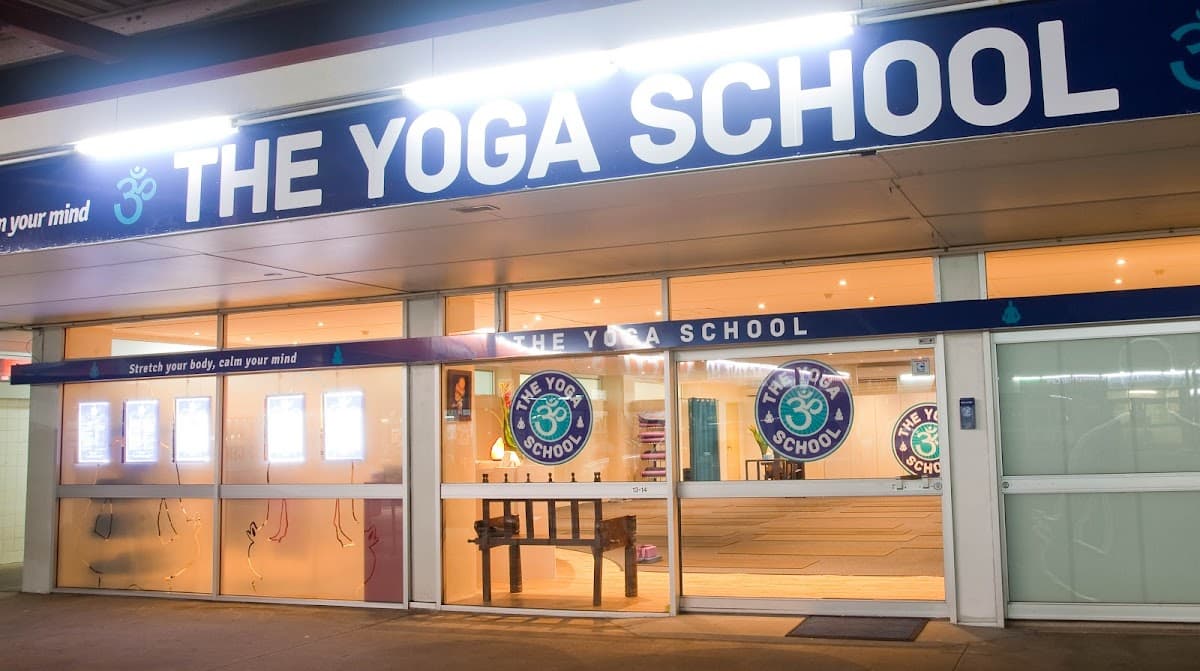 The Yoga School logo