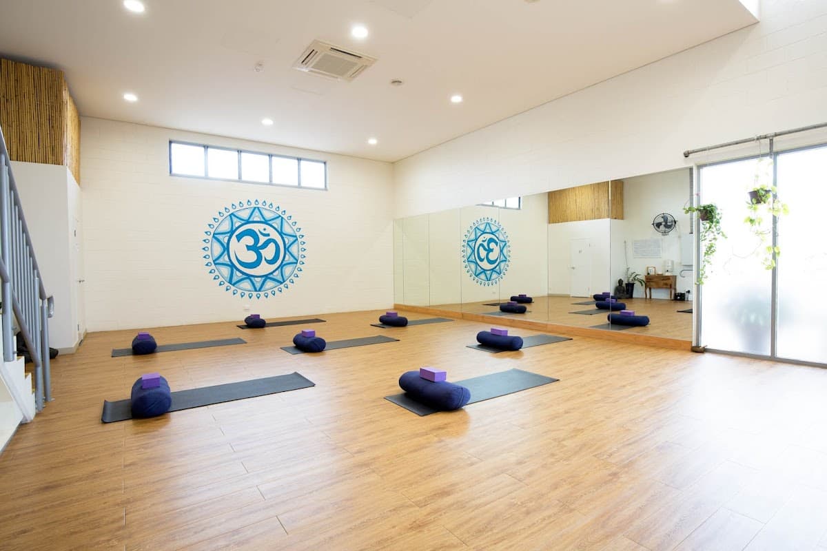 AGOY YOGA - Darwin Studio