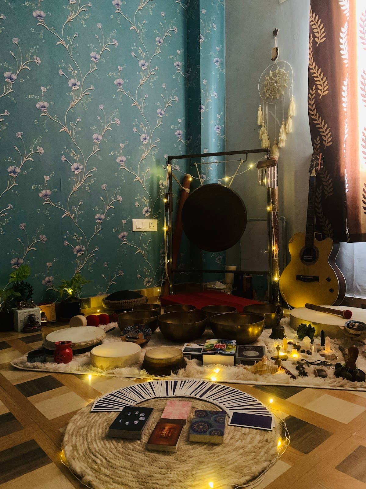 LevitatingLotus India: Sound Healing Course, Reiki Course, Tarot Training, Crystal Course, Kundalini Yoga TTC, Meditation