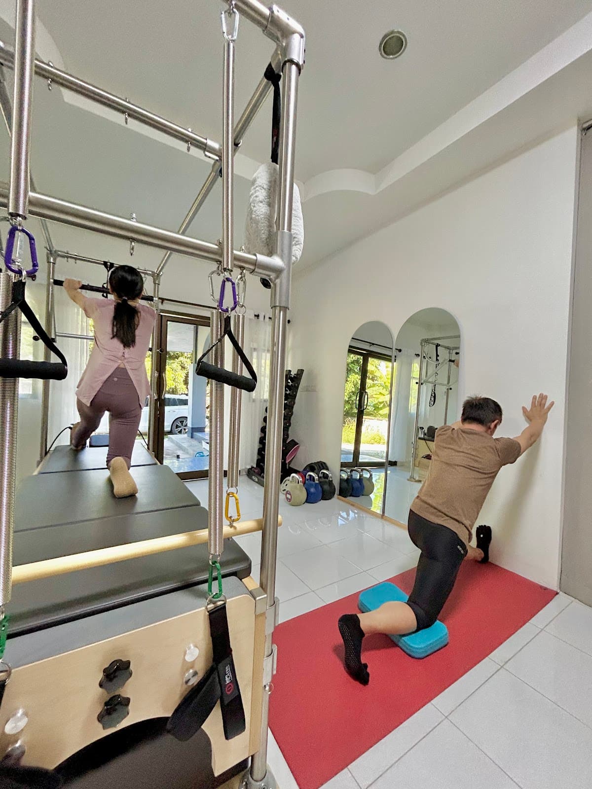 PhysioX คลินิกกายภาพบำบัด พิลาทิสเพื่อบำบัดและออกกำลังกาย, GYROTONIC® (Pilates and Physiotherapy, Chiang Mai)
