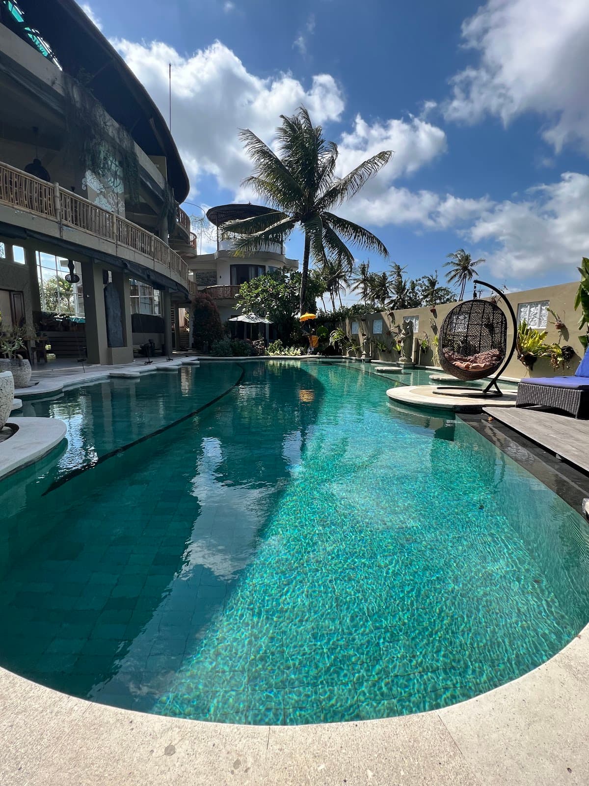 Floating Leaf Eco-Luxury Retreat