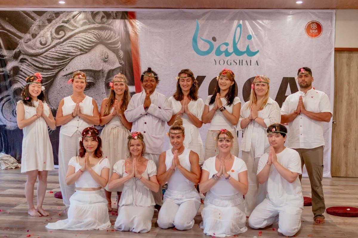 200hr yoga teacher training bali - Bali Yogshala