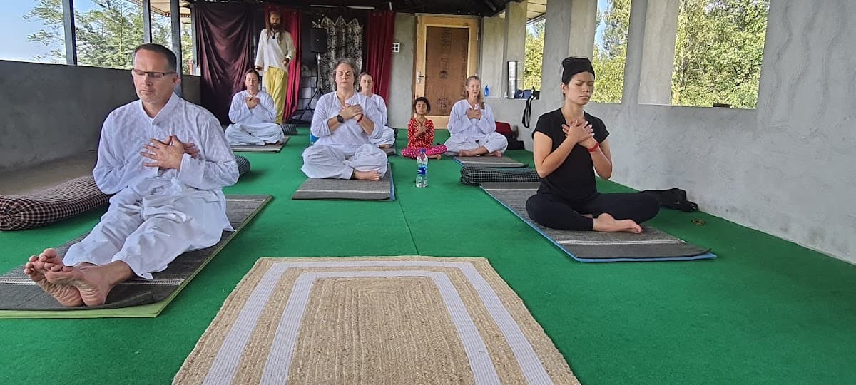Bhagsu Yoga Institute