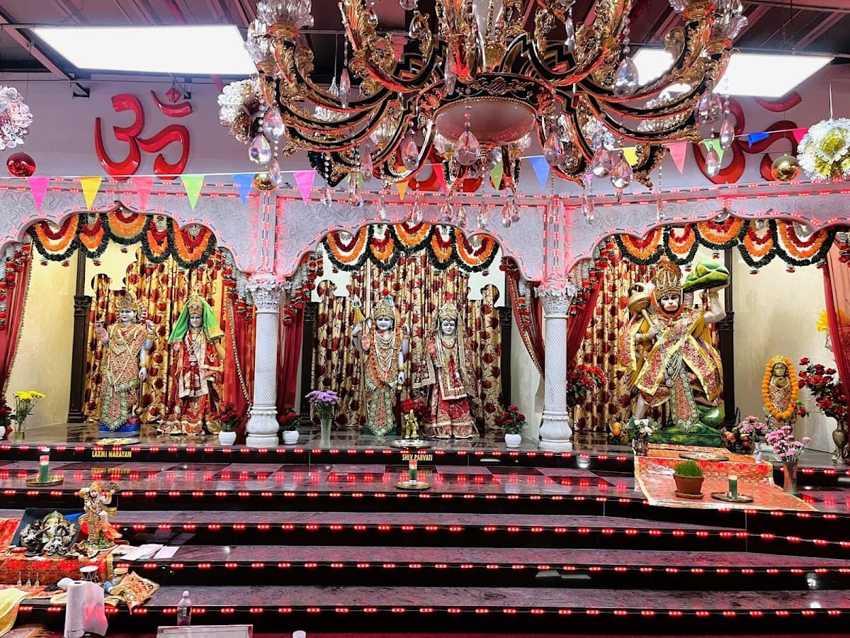 Geeta Temple Ashram 1