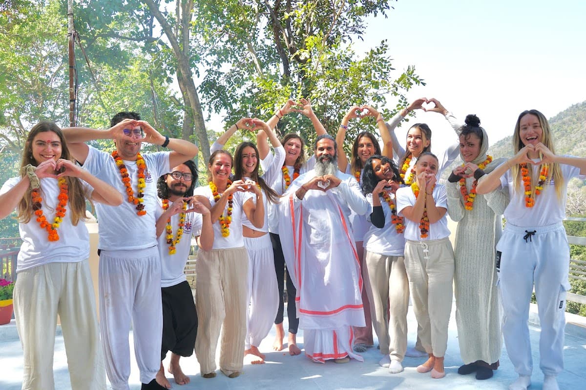 D'vine Yoga Best Yoga School in Rishikesh