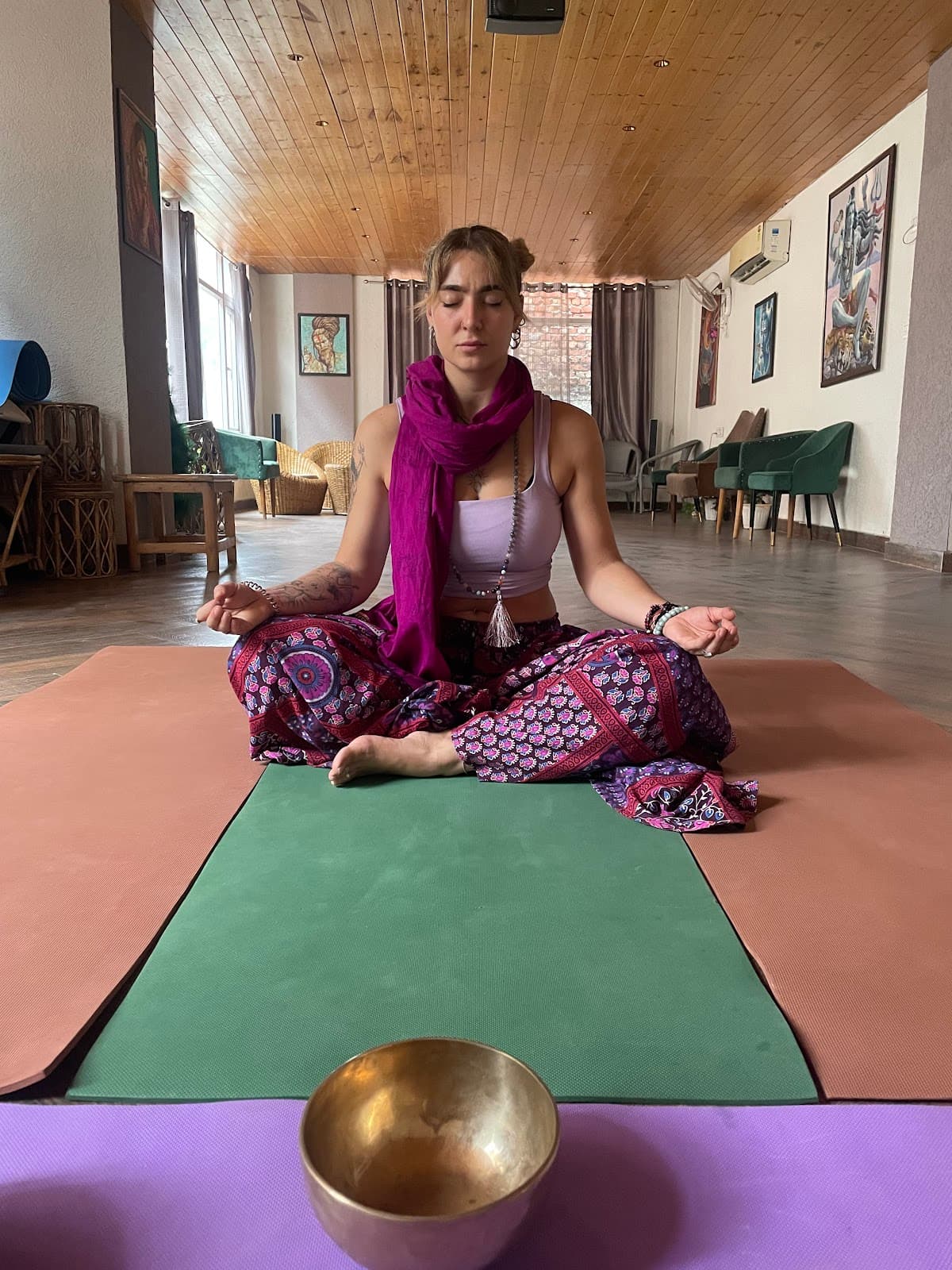 Divine yogpeeth, sound healing yoga TTC Retreats in Rishikesh