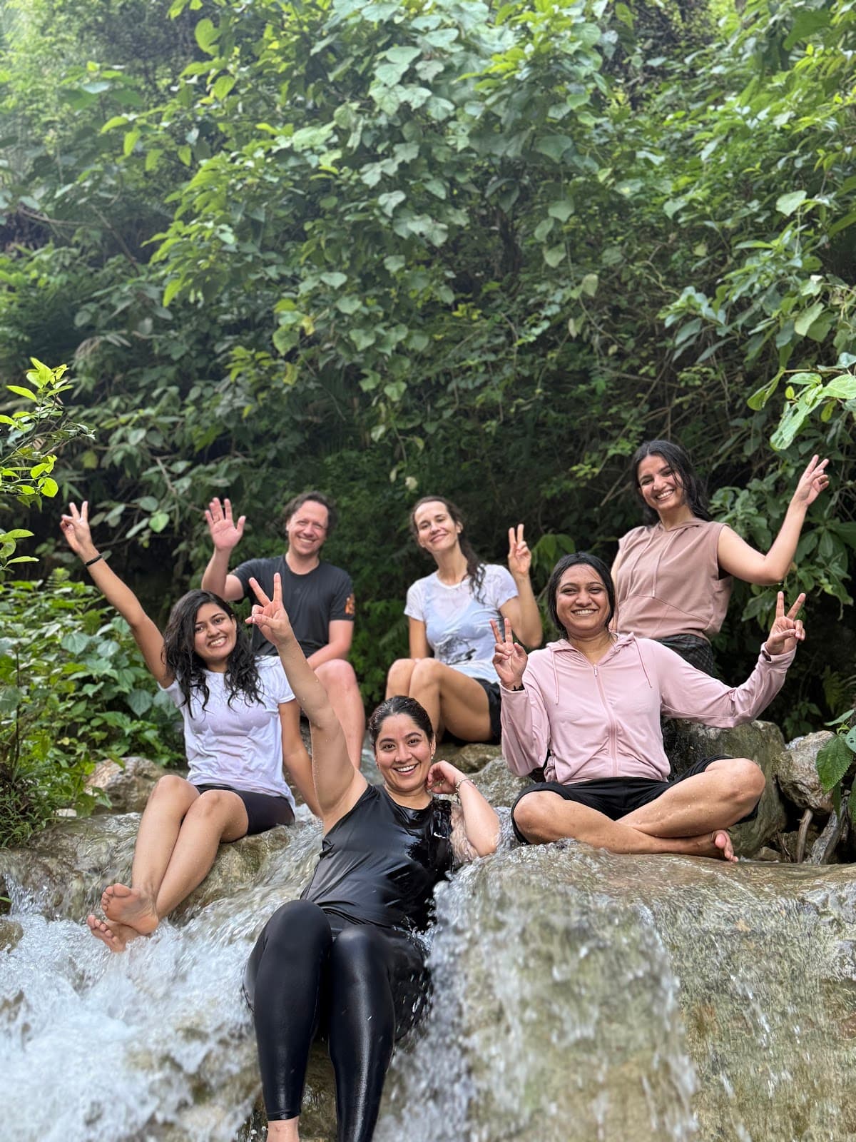 Kailash Yoga Ashram - Meditation & Yoga Retreats Rishikesh 1