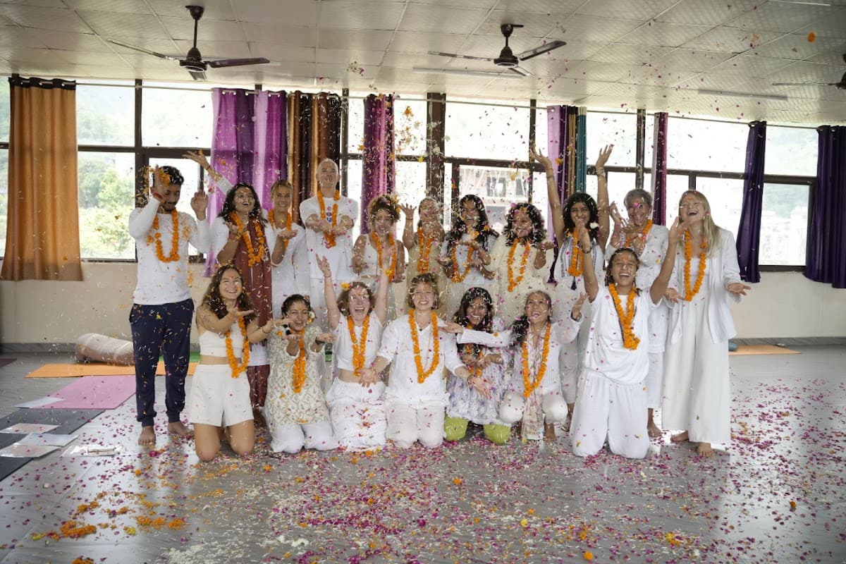 Yash Yoga School - Yoga Teacher Training in Rishikesh, India