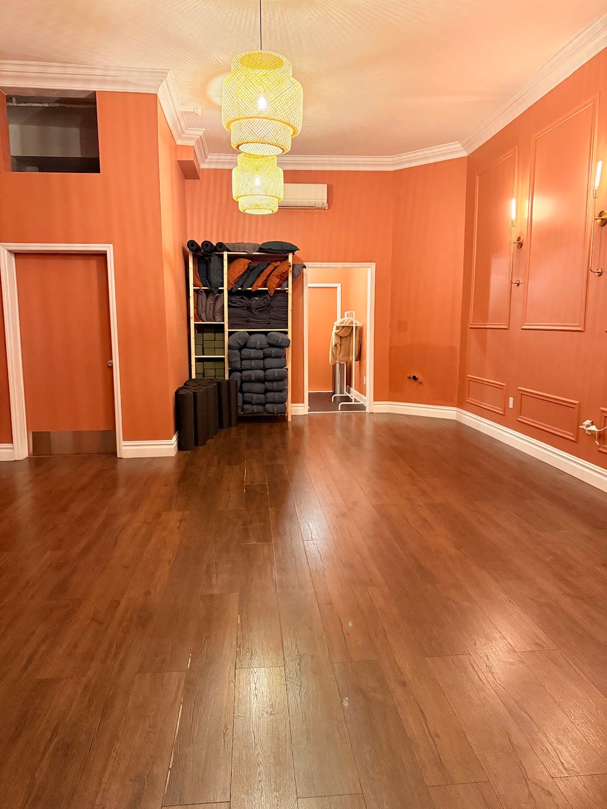 WolfMother Yoga - Heated Yoga, Sound Bath, Breathwork 1