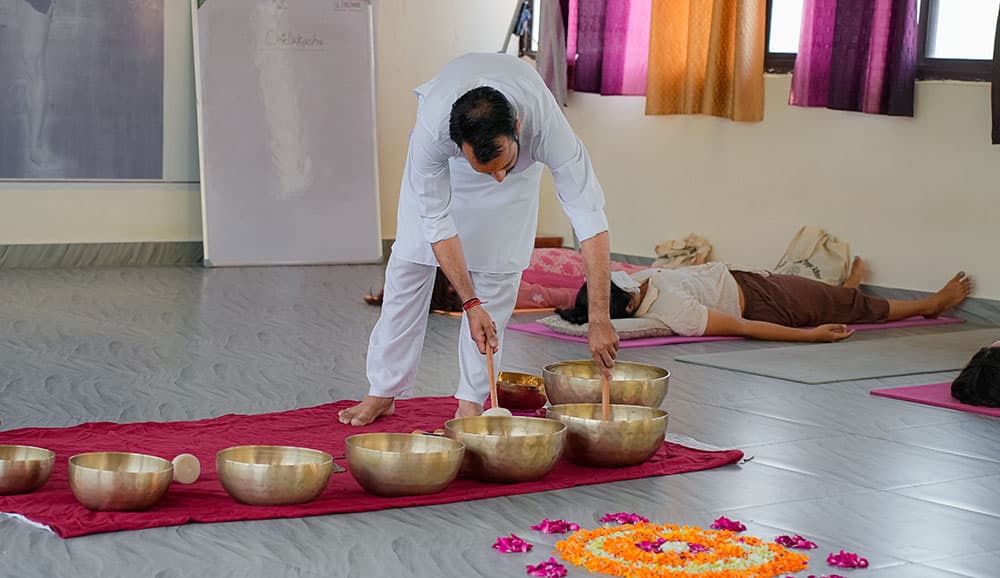 Rishikesh Yoga Healing School : Sound Healing Therapy Course in Rishikesh