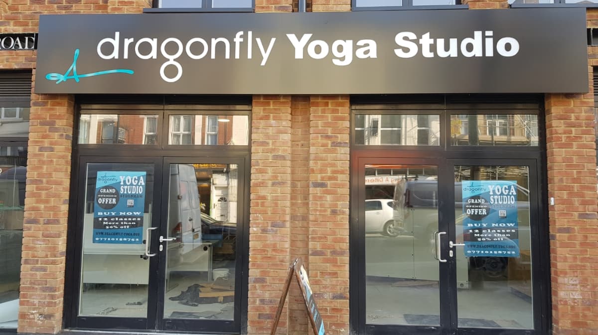 Dragonfly Yoga Studio logo