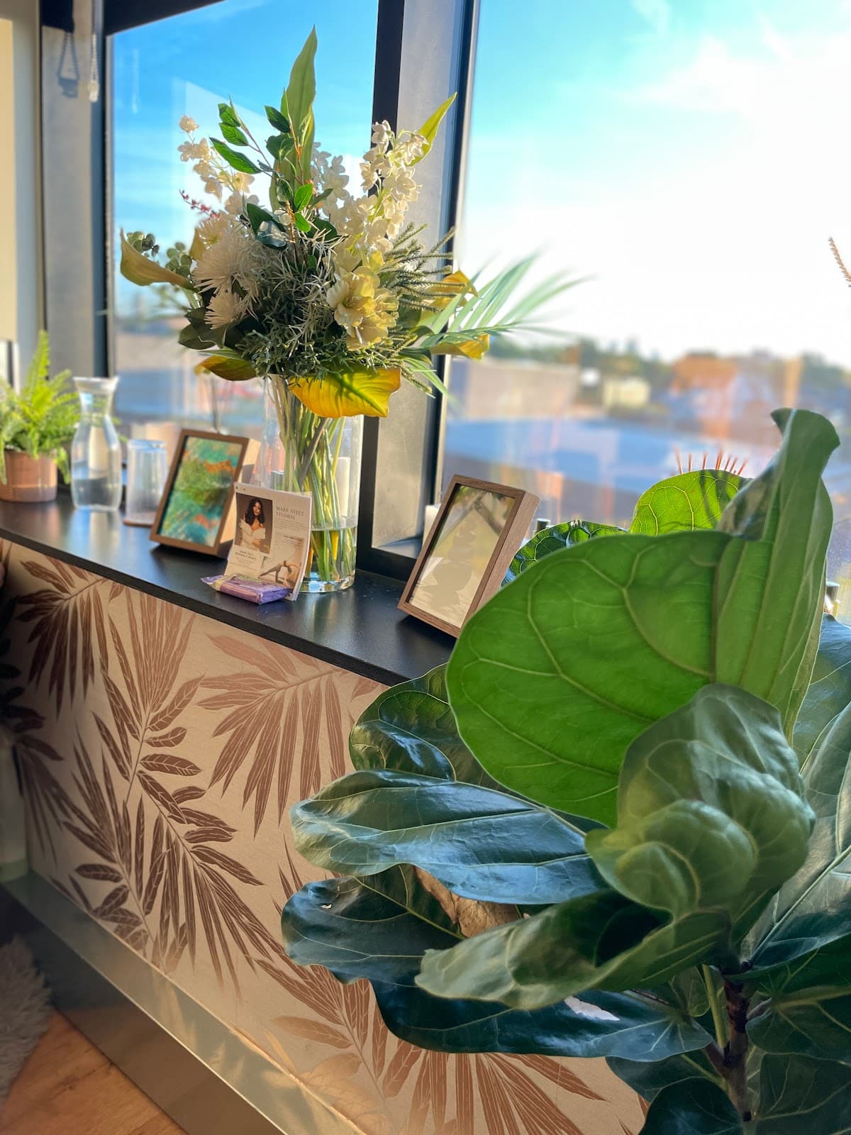 Sweet Tee's Wellness & Beauty - Hackney