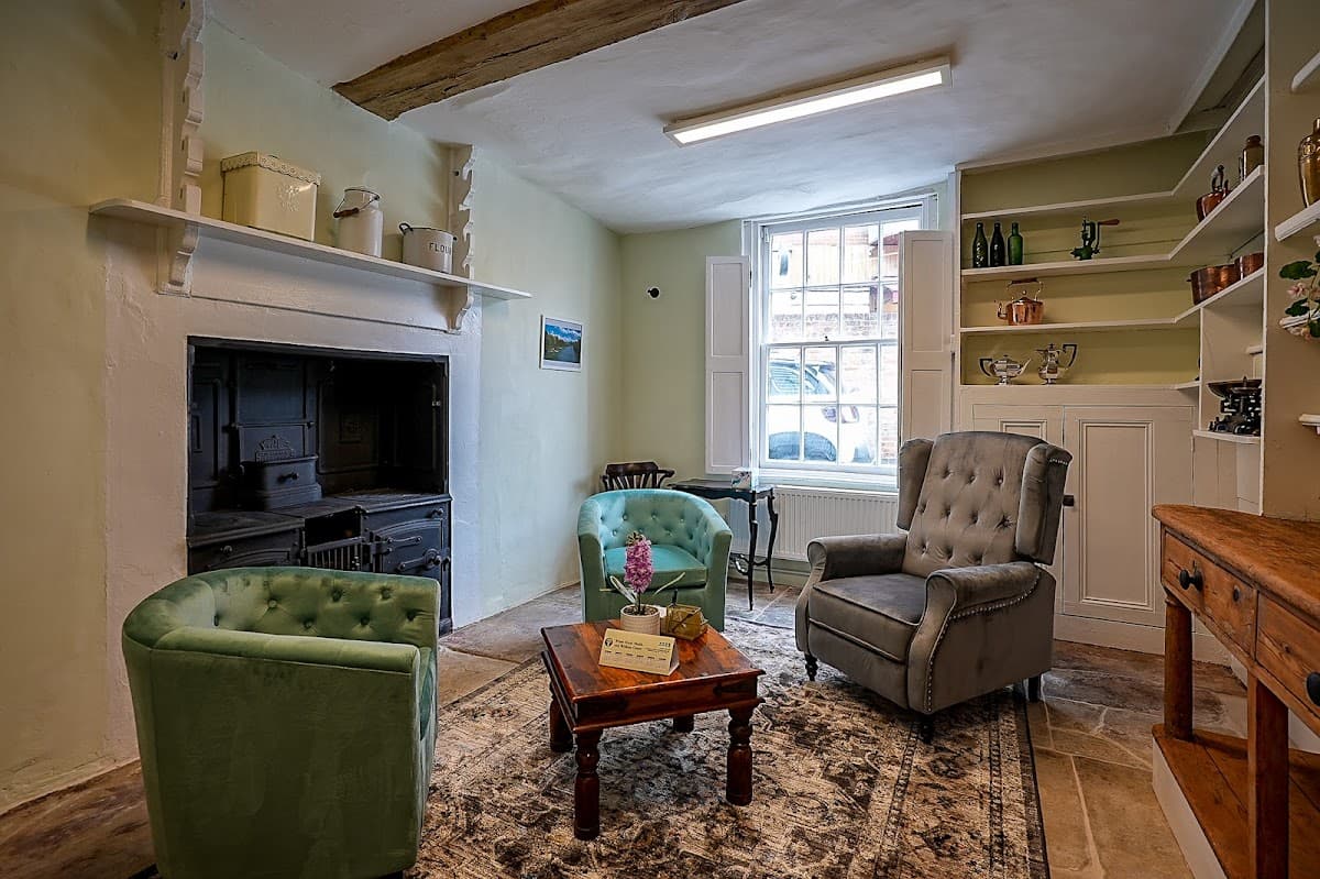 White House Health and Wellness Centre