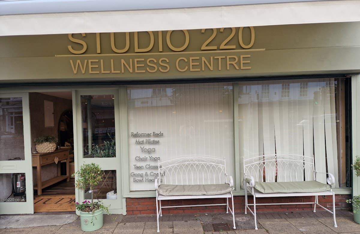 Studio 220 Wellness Centre logo