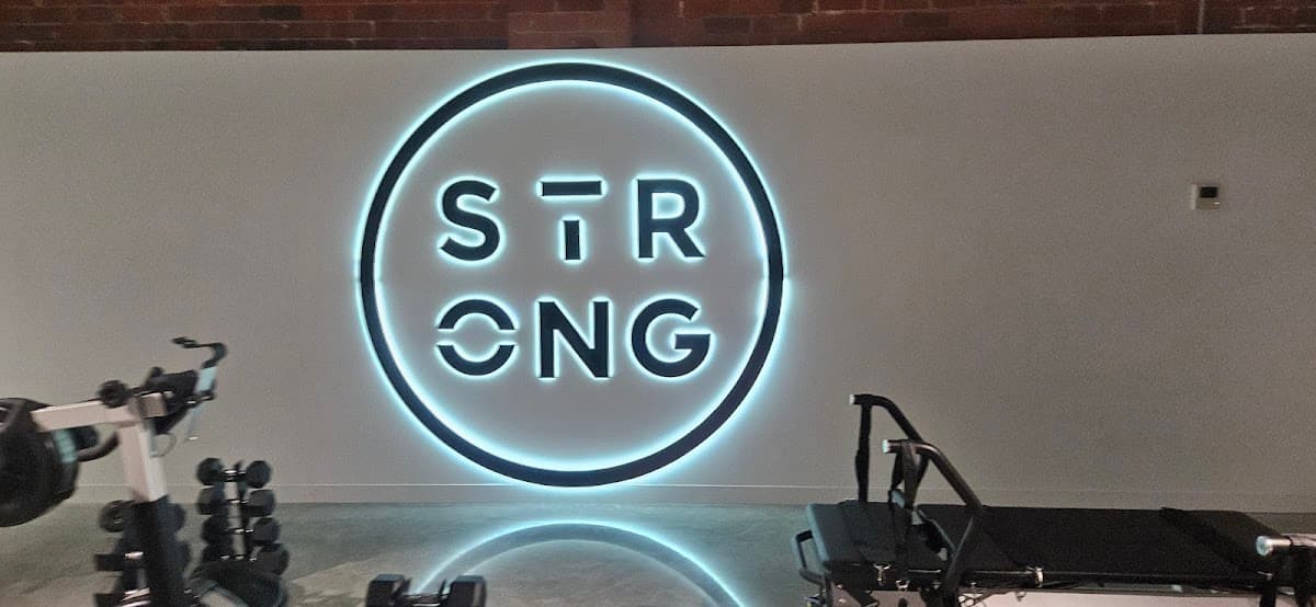 Strong Pilates Geelong logo