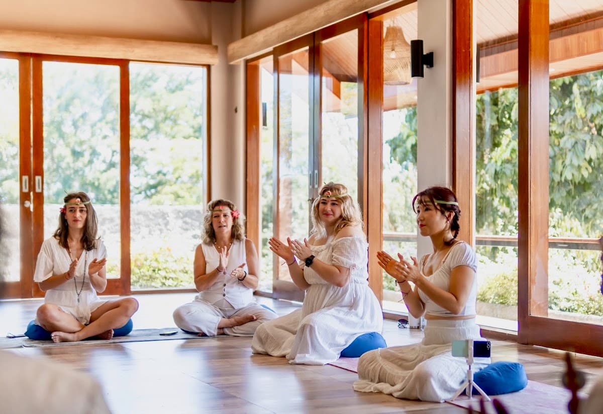 DivinePath – Yoga School & Retreat, Bali
