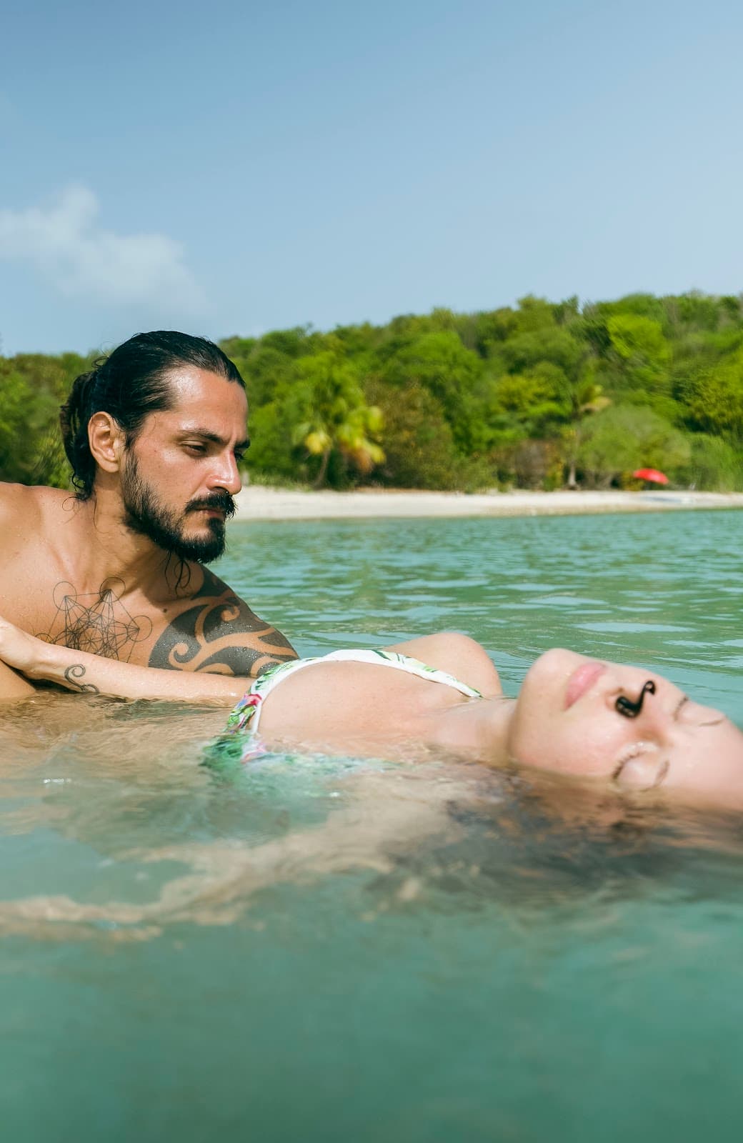 Allow to Flow - Water Therapy Nosara - Janzu & Aguahara - Aquatic meditation and deep healing massage