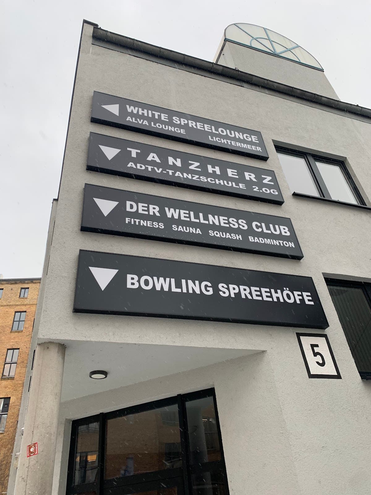 Der Wellness Club logo