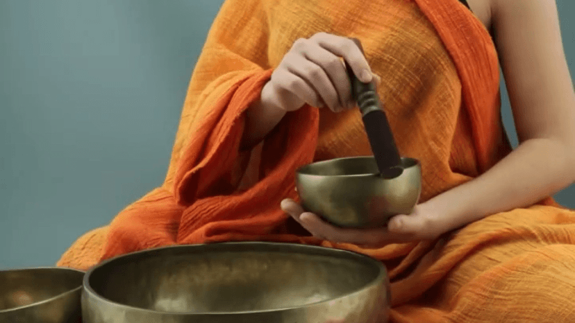 The Happy Chakra Yoga logo