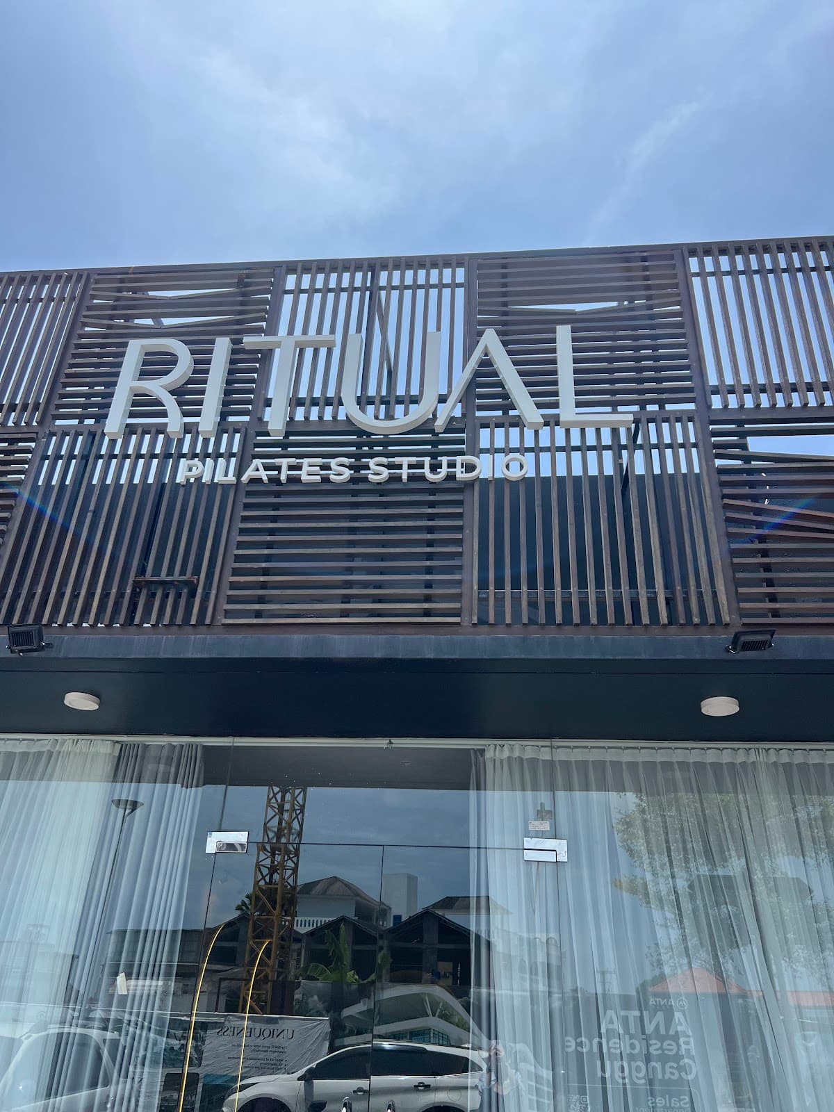 Ritual Pilates Studio logo