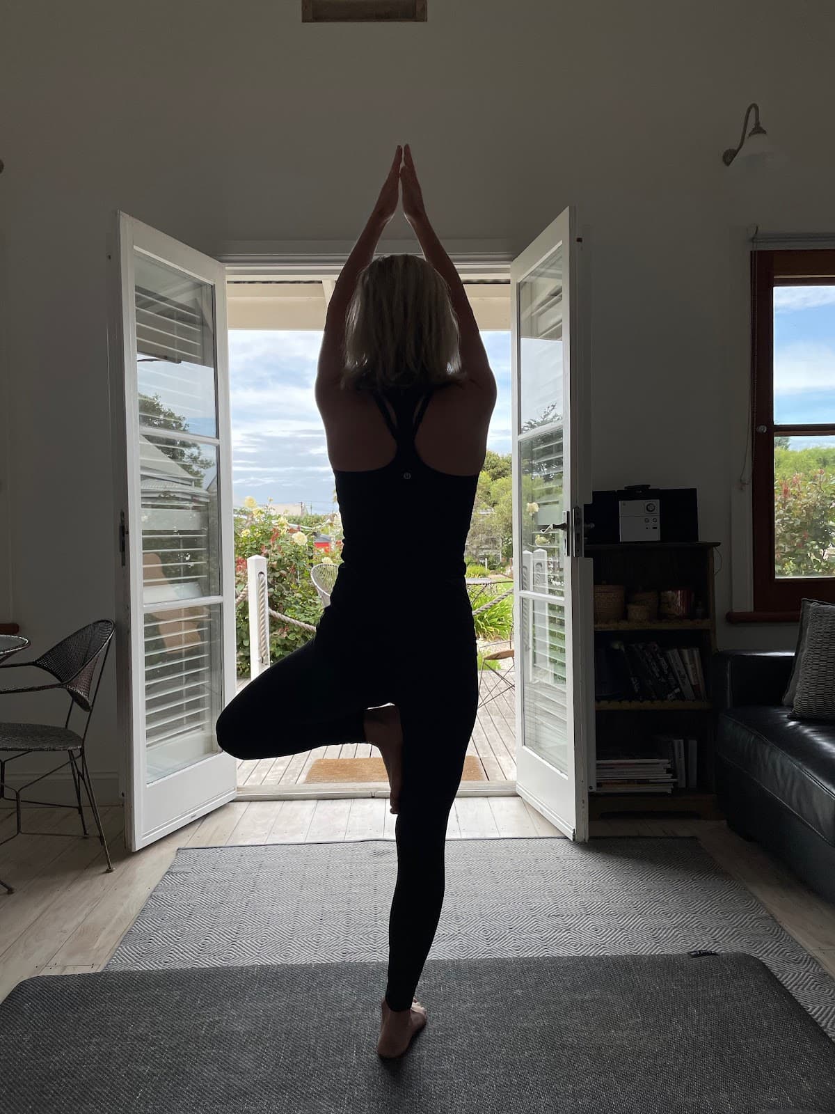 Four Seasons Yoga logo