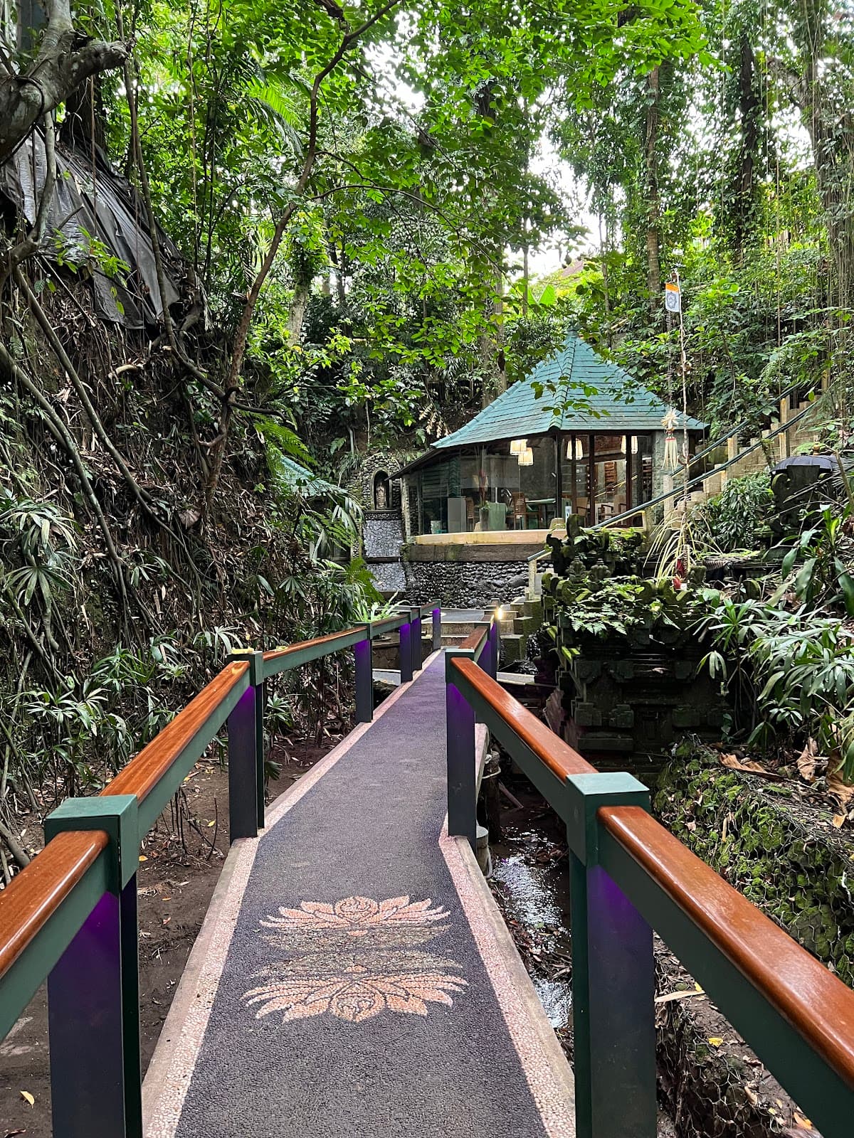 Taksu Spa & Wellness Center