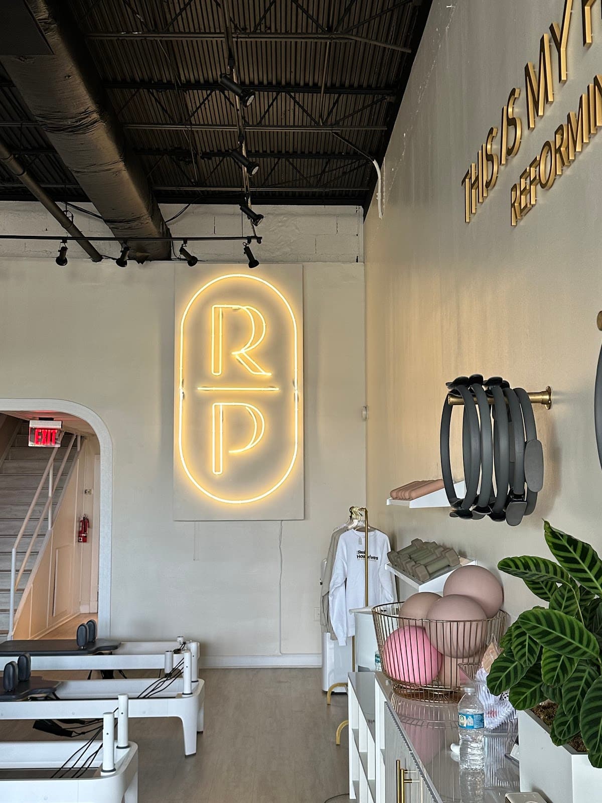 Reforming Pilates Bay Harbor Islands logo