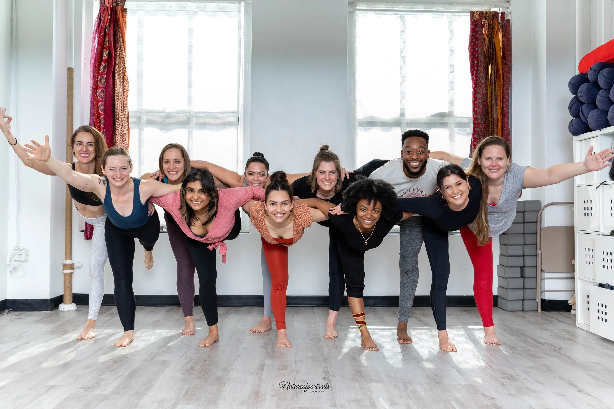 Three Sisters Yoga logo