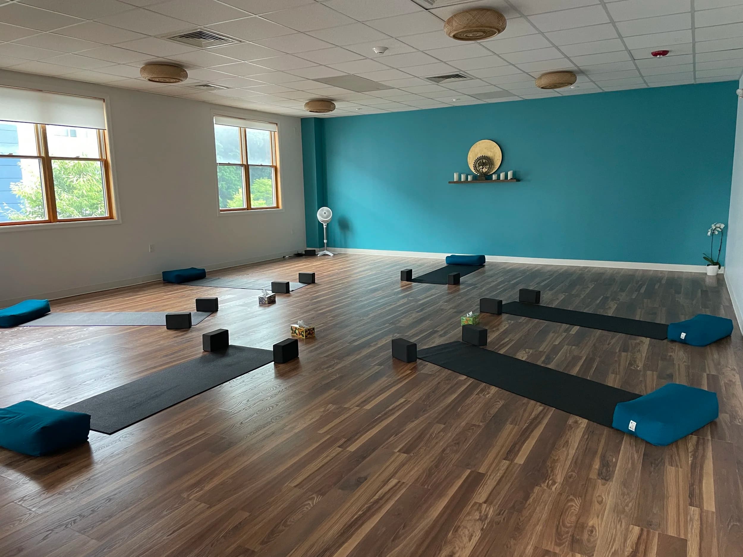 SPECIAL EVENT: Candlelight Yoga Nidra & Sound Healing 1