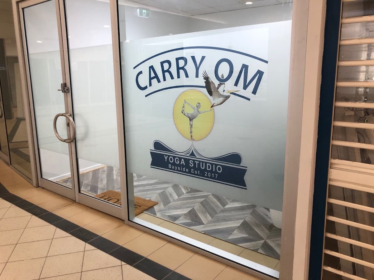 Carry Om Yoga Wynnum-Manly logo