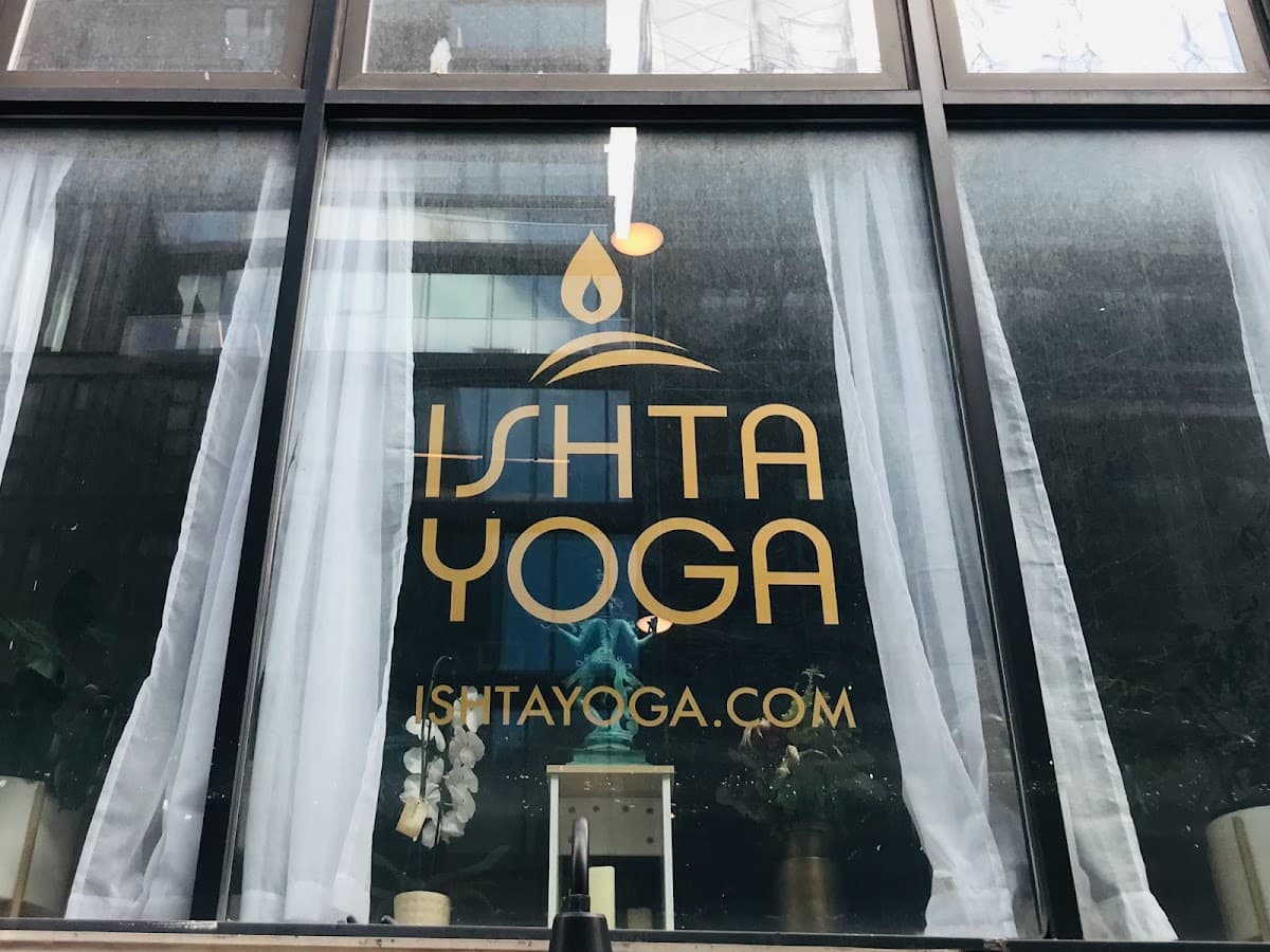 ISHTA Yoga logo