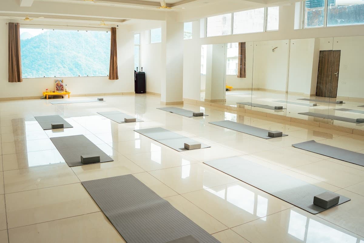 Nirvana Yoga School - Best Yoga School in Rishikesh india
