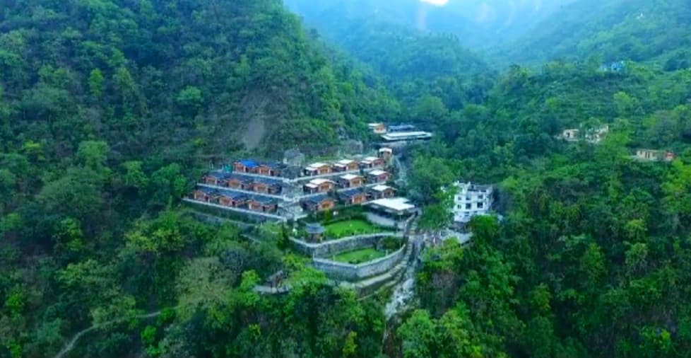 House Of Om Rishikesh 🕉️ Yoga Teacher Training