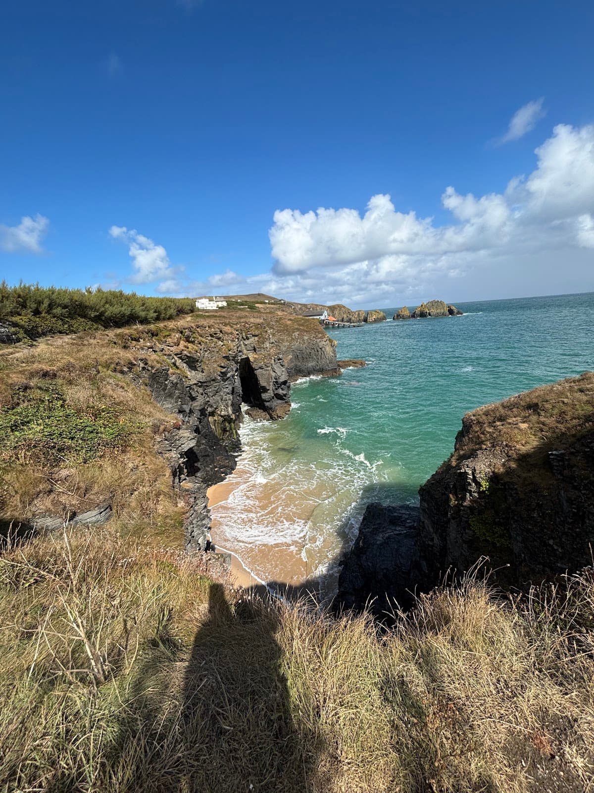 Radiant Waves Retreats