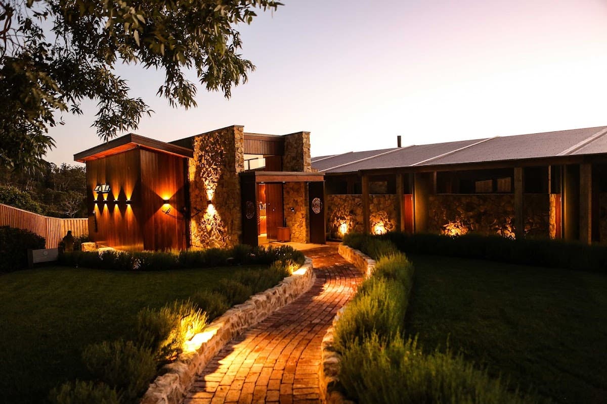 Sequoia Lodge - Exclusive Adults Luxury Retreat