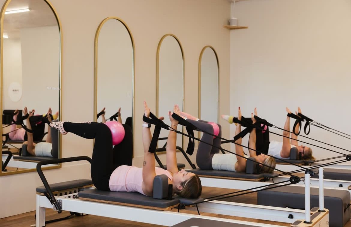 FORM PLUS PILATES Kingston