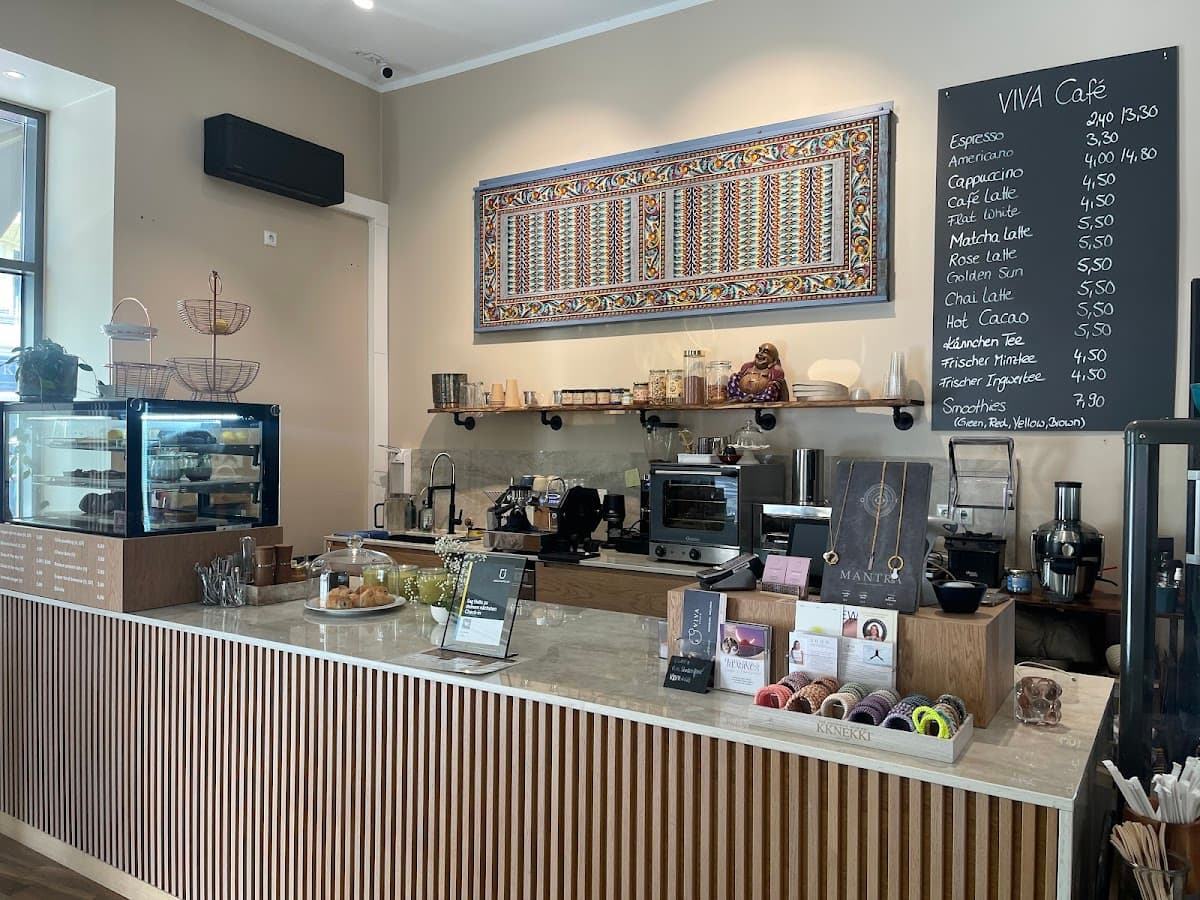 VIVA Studio Yoga & Café