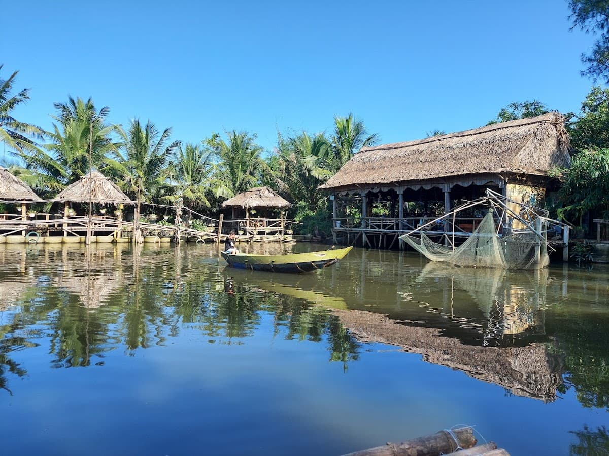 Quoc Linh Eco Village Retreat