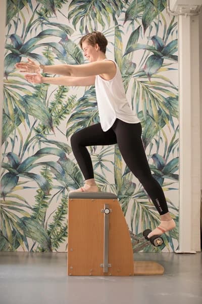 Belle WundaChair @ Home 1